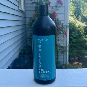 Matrix, total results high amplify shampoo 33.8oz